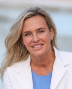 nora hendriks